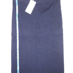 NWT Black Bench Large Knit Skirt